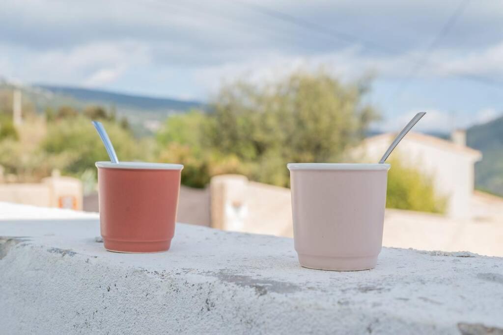 Maison Avec Jardin, Parking Entre Mer Et Montagne Le Revest-le-Eaux Kültér fotó
